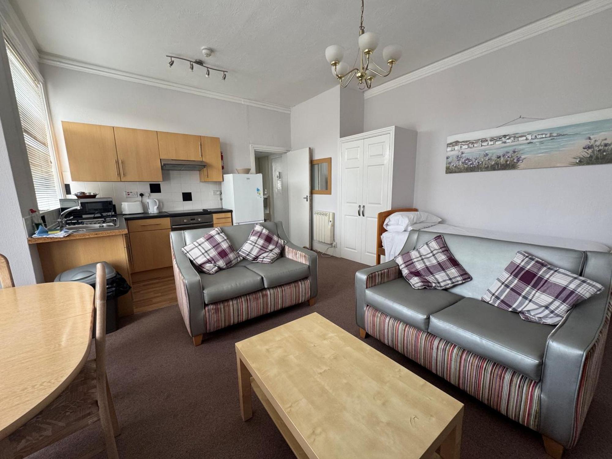 Devonshire House Holiday Flats Eastbourne Zewnętrze zdjęcie