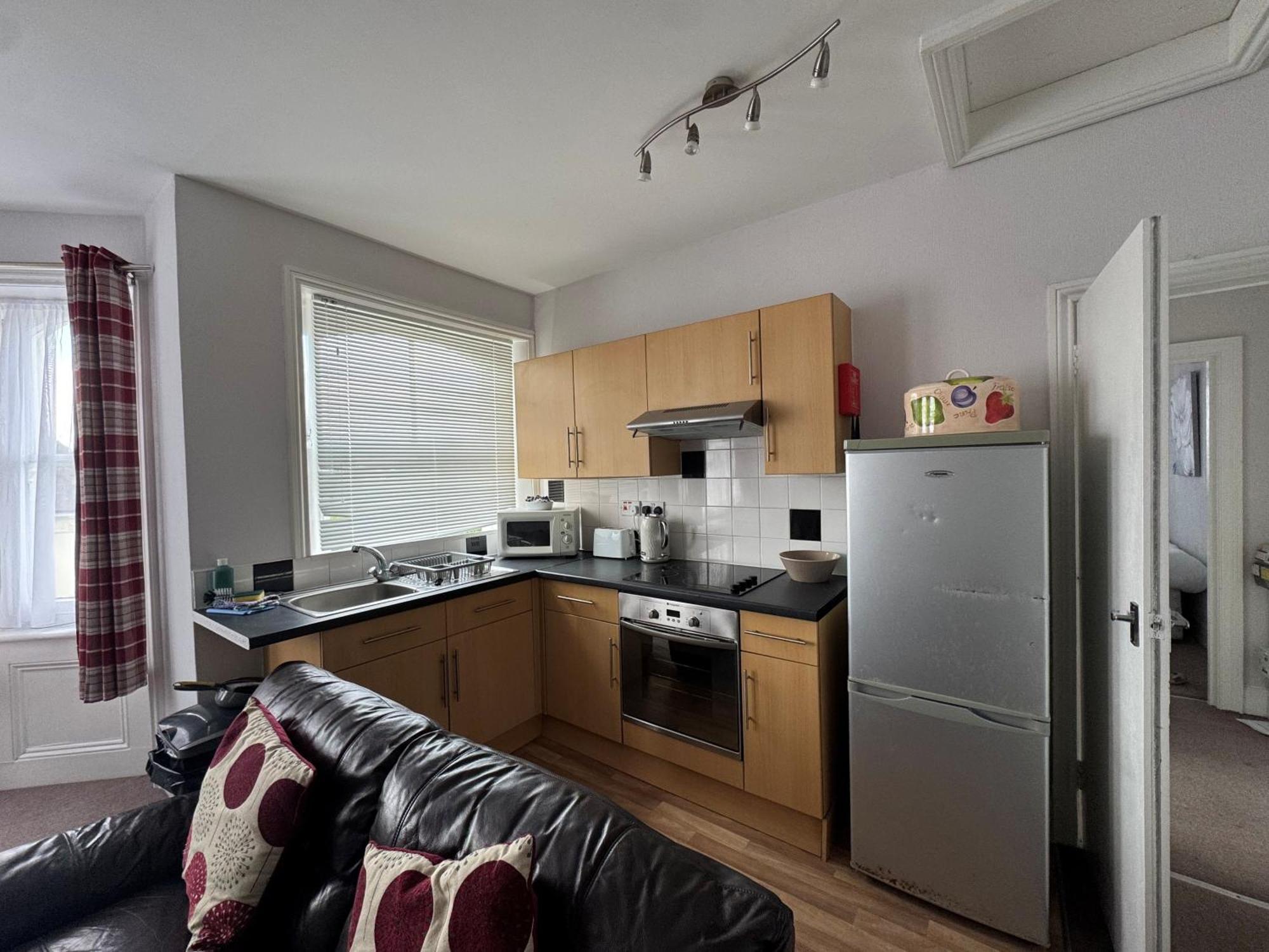 Devonshire House Holiday Flats Eastbourne Zewnętrze zdjęcie