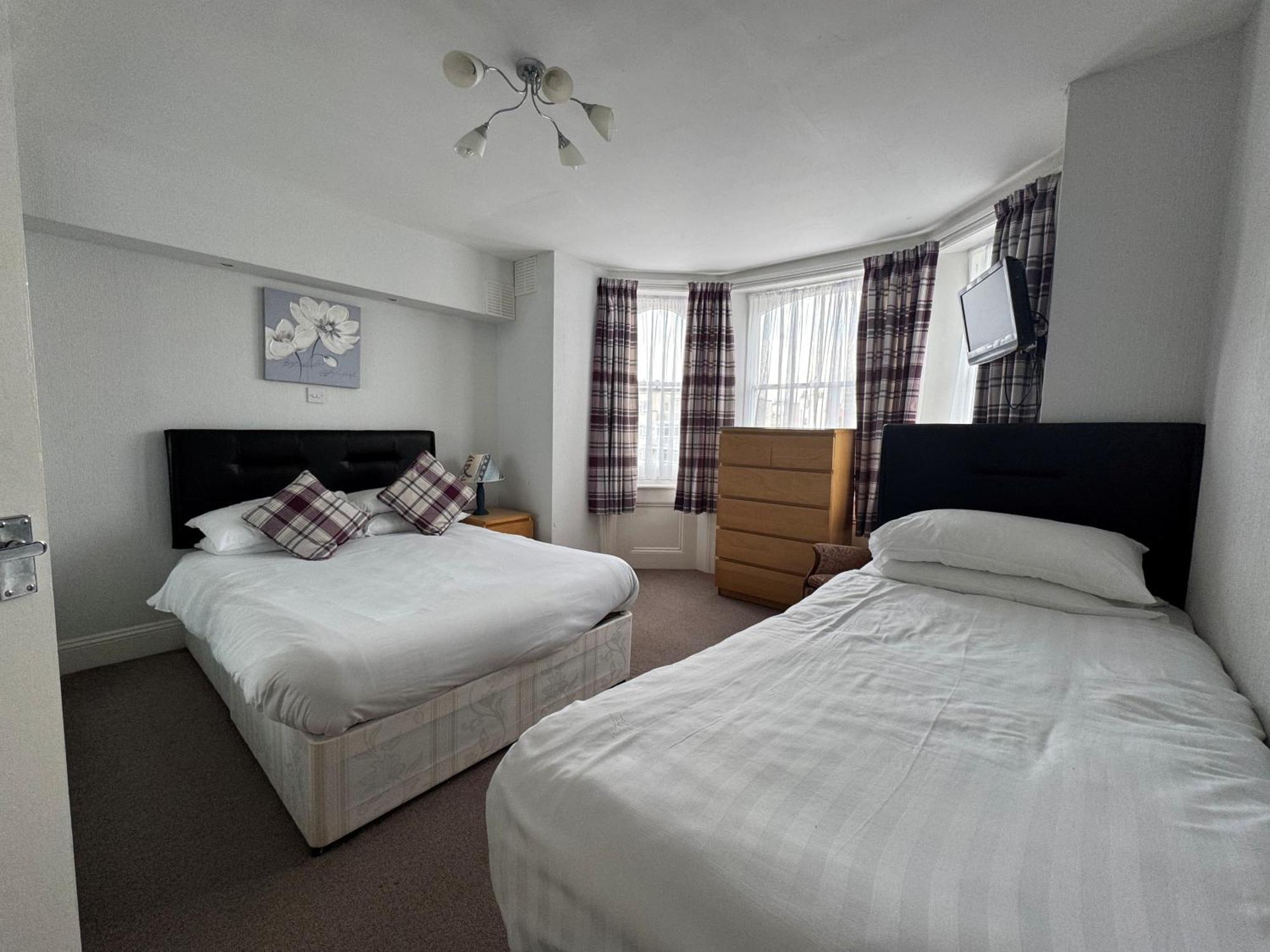 Devonshire House Holiday Flats Eastbourne Zewnętrze zdjęcie