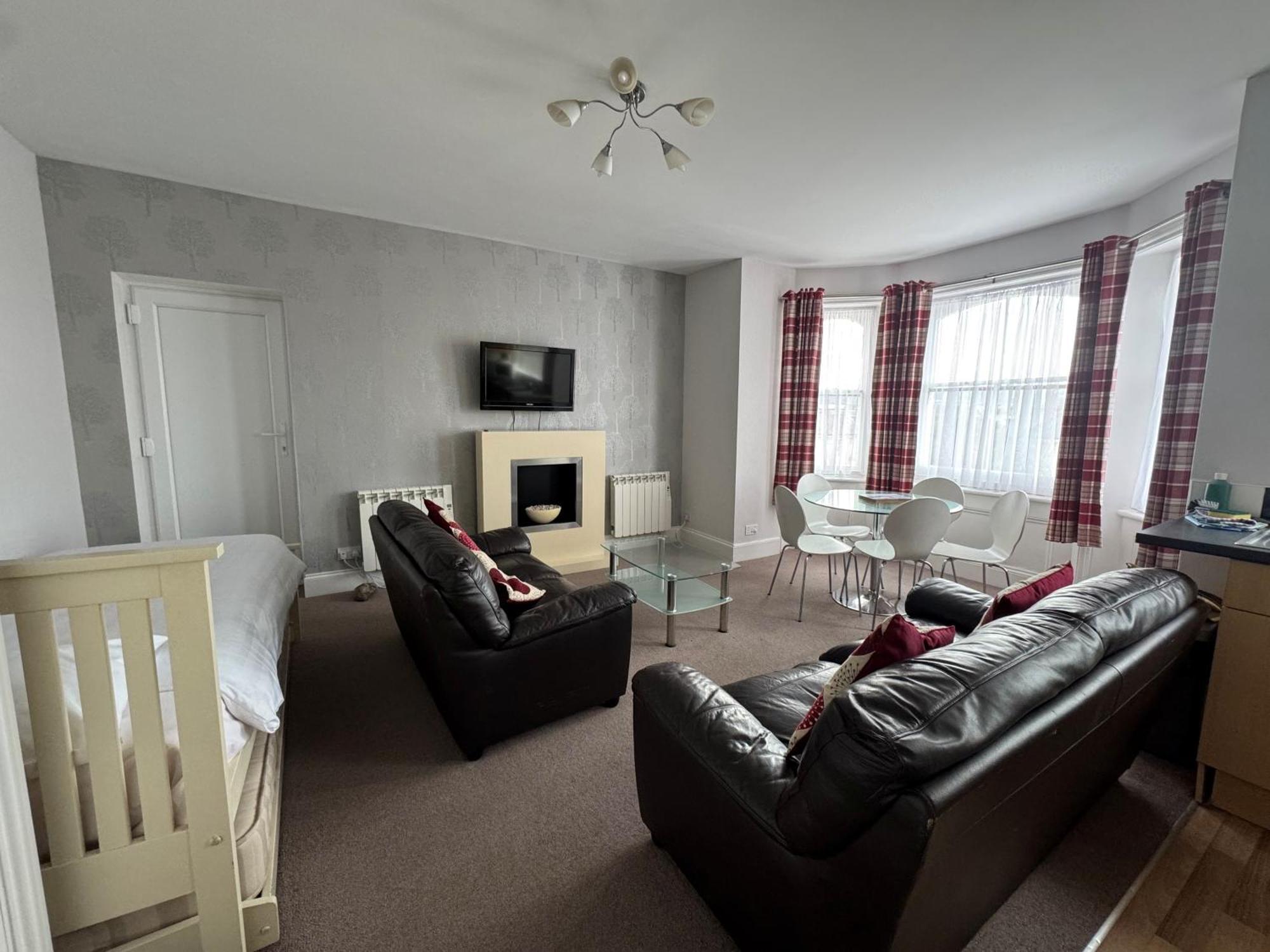 Devonshire House Holiday Flats Eastbourne Zewnętrze zdjęcie